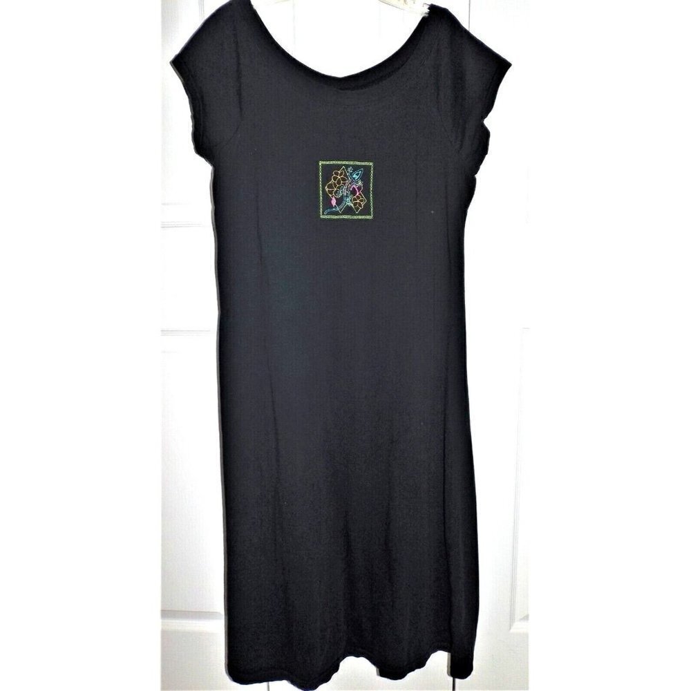 Coral Bay L black cap sleeve dress embroidery